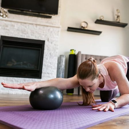 Пилатес-мяч BALANCED BODY Inflatable Ball диаметр 20-25 см, темно-серый