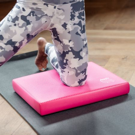 Балансировочная подушка AIREX Balance Pad Plus Elite розовый Балансировочная подушка AIREX Balance Pad Plus Elite розовый