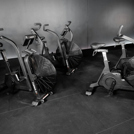 Велотренажер Torque Fitness Stealth Air Bike AB-TS-T800-INTL-102-F07, air bike