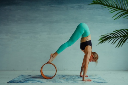 Колесо для йоги из пробки INEX Cork Yoga Wheel 32 х 32 х 13 см