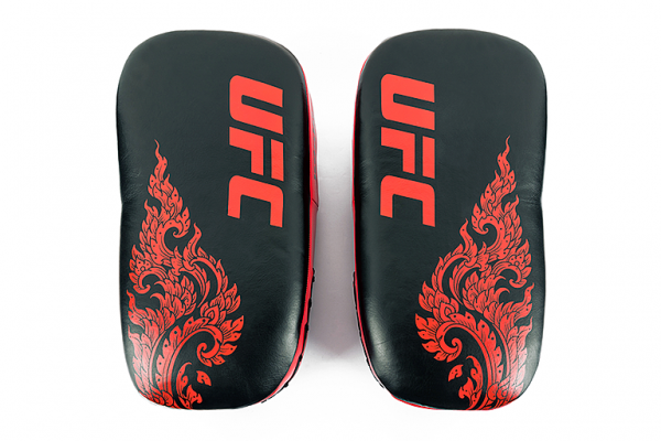UFC  Premium  True Thai Пэды для тайского бокса (черные)