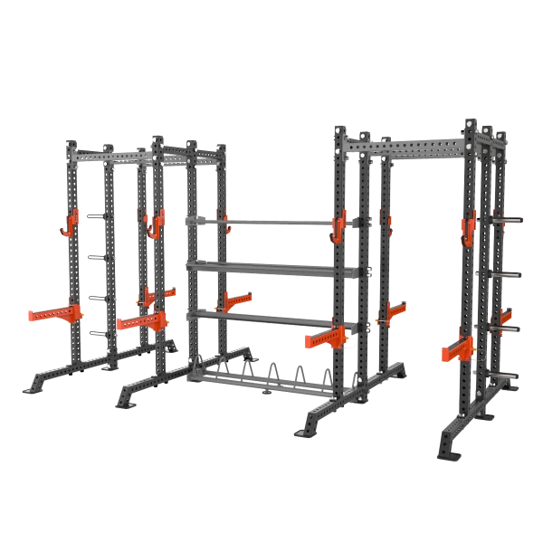 Четыре силовые полурамы MS01 с опцией-стойкой для хранения дисков MS00 соединенные между собой модулями для хранения