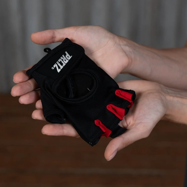 Перчатки для фитнеса PRCTZ WEIGHT GLOVES "S"