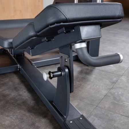 A616 Вертикальный жим ногами