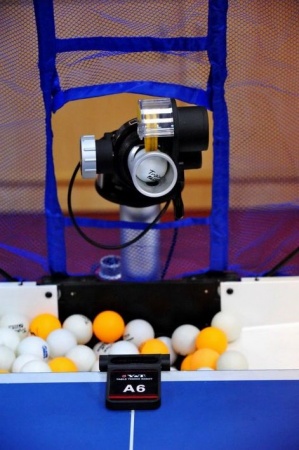 Настольный робот Y&T A6 с питанием от аккумулятора