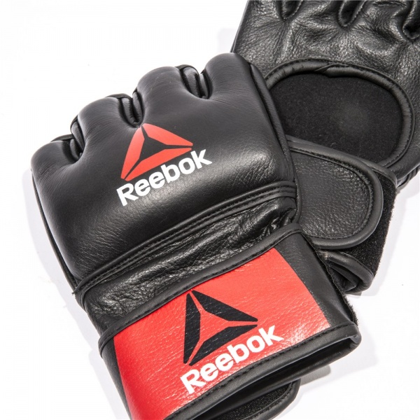 Профессиональные кожаные перчатки Reebok Combat для MMA RSCB-10310RDBK