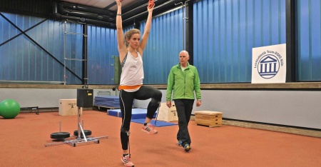 Система для тренировок IVO TRAINER ( с креплением на стену ) 