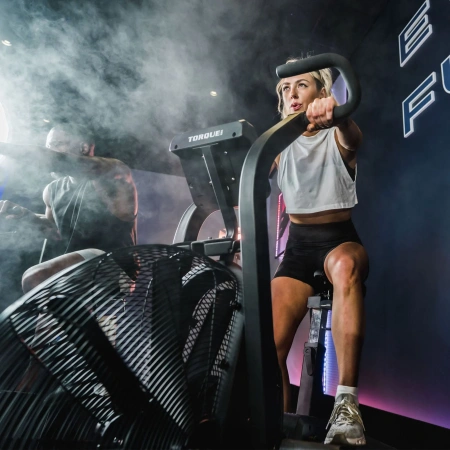 Велотренажер Torque Fitness Stealth Air Bike AB-TS-T800-INTL-102-F07, air bike